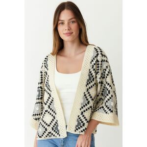 AZ Woman's Gray Black and Cream Crocheted Open Cardigan One Size NEW